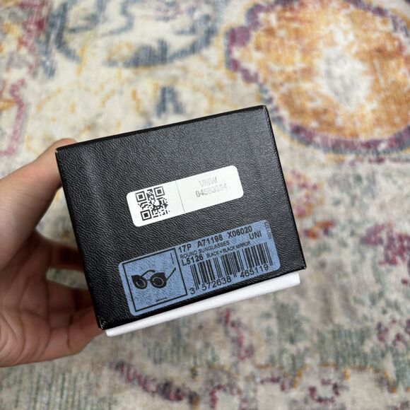 Chanel 5014 Quilted CC Sunglasses - Picture 13 of 13